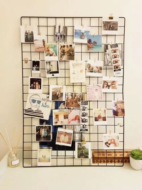 5 Cute Ways To Display Photos In Your Room Postcard Collection Ideas, Postcards Display Ideas, Travel Postcard Display, Postcard Collection Display, Photograph Display Ideas, Printed Photo Ideas Display, Photo Grid Ideas, How To Display Postcards, Postcards On Wall