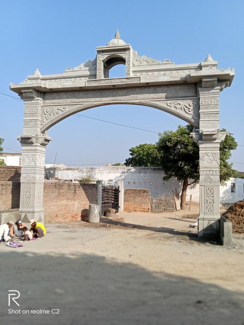 Temple Entrance Gate Design, Temple Arch Design, Entrance Gates Design Architecture Front Entry, Temple Gate Design, Sliding Gate Designs, Big Temple, Main Gates, Sliding Gates, Waterfall House