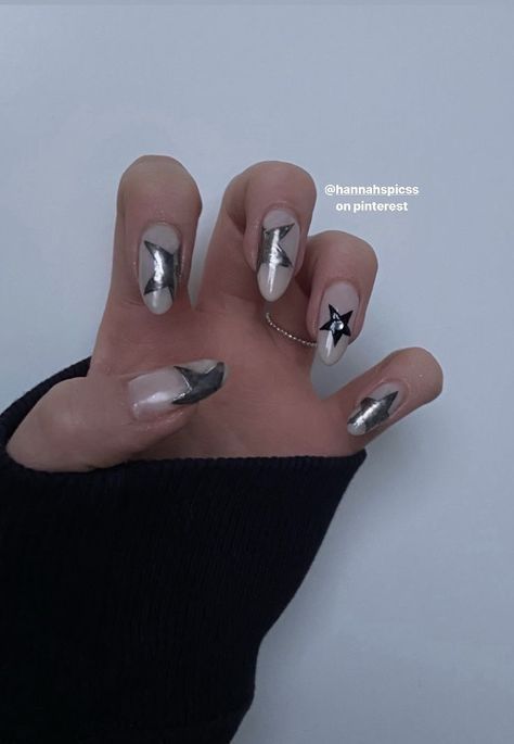 y2k fashion y2k y2k aesthetics y2k fashions y 2 k fashion y 2 k y 2 k aesthetic nails nail art nail Black Star Chrome Nails, Grey Nails Y2k, Black And Chrome Star Nails, Metalic Star Nails, Y2k Nails With Stars, Star Nails Acrylic Y2k Almond, Metallic And Black Nails, Silver Grunge Nails, Star Nail Art Y2k