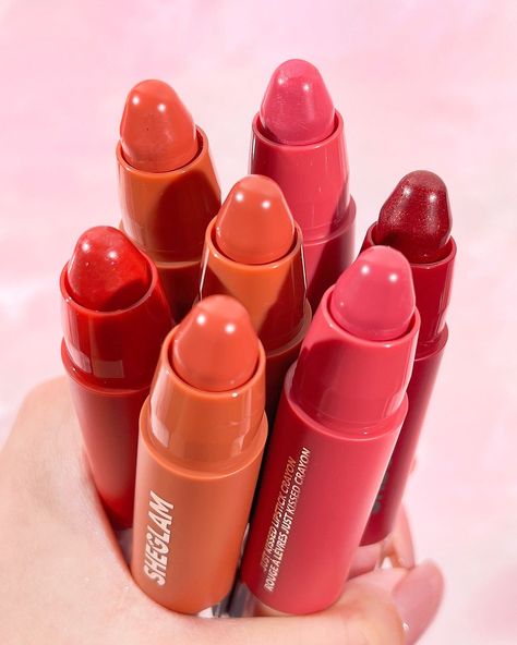 All posts • Instagram Crayon Lipstick, Lip Crayons, Your Lips, Lipsticks, Crayon, Moisturizer, Lips, Texture