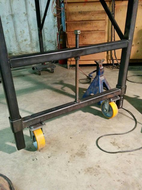 Welding Bench, Cool Welding Projects, Welding Tables, Welding Shop, Welding Cart, Fabrication Tools, Welding And Fabrication, Diy Welding, Welding Table