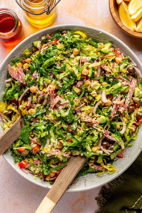 Salad For Entertaining, Italian Salad Recipe, Chopped Salad Recipes Italian, 2024 Diet, Baked Potato Salad Recipe, Big Salads, Italian Vinaigrette, Balsamic Steak, Italian Salad Recipes