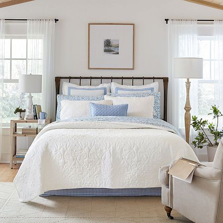 Number of Shams: 1Features: ReversibleBed Skirt Drop: 16Quilt Style: PrintedWarmth Factor: MidweightBed Size: TwinFill Weight: 3 1/2 oz. of FillPillow Size: StandardMeasurements: 88 Length/Inches, 68 Width/InchesBase Material: 100% CottonFilling Content: 80% Cotton, 20% PolyesterCare: Machine WashDecor Styles: TraditionalBed Cover Type: QuiltsCountry of Origin: Imported Scalloped Quilt, Daybed Sets, Laura Ashley Bedding, Motivational Decor, Cotton Quilt Set, Trellis Design, Bedding Basics, Bedding Stores, White Quilt