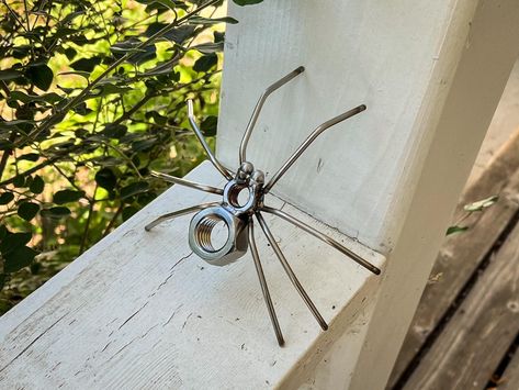 Handcrafted stainless steel spider.  TIG-welded with great care, resulting in nice, clean welds. Perfect as unique seasonal (or not) decor for your home or business. Great for gift-giving as well. Height: 1.5 inches Width: 6 inches  Length: 5" All items are packaged with care to keep them safe during shipment.  *Due to this item being made to order, each one will be unique and may vary slightly from the photo. However, the same materials and methods will be used. All items are made to order. Cur Easy Welding Projects, Weld Art, Metal Spider, Art Fer, Welded Metal Art, Metal Ideas, Scrap Art, Welding Art Projects, Metal Working Projects