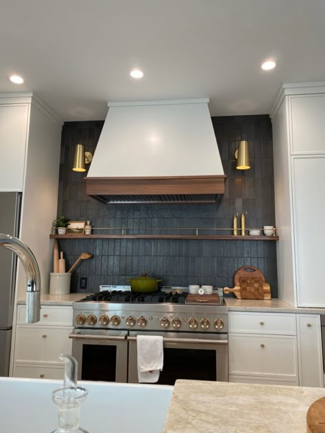 Spice Ledge Above Stove, Ledge Behind Range, Stove And Hood Ideas, Small Kitchen Range Hood, Kitchen Range Alcove, Shelf Under Range Hood, Kitchen Range Wall Ideas, Vent Hood With Open Shelving, Hood With Sconces