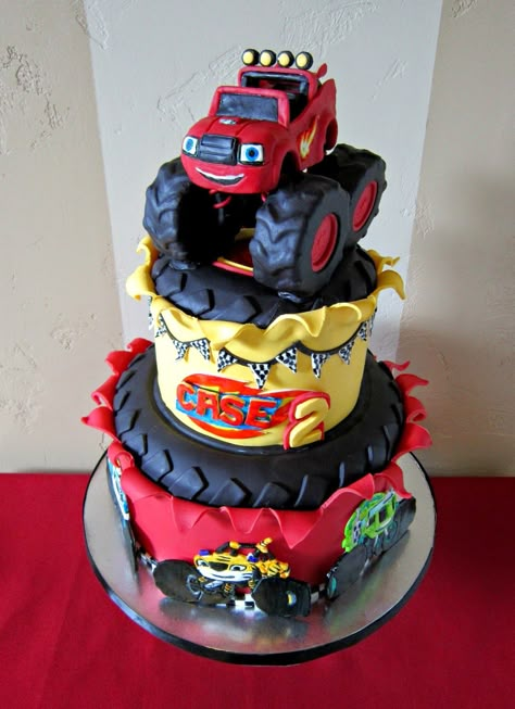 Delectable Cakes: "Blaze and the Monster Machine's" birthday cake Blaze Birthday Cake, Blaze And The Monster Machines Cake, Bolo Blaze, Blaze Cakes, Monster Truck Birthday Cake, Blaze Birthday Party, Blaze Party, Blaze And The Monster Machines Party, Truck Birthday Cakes