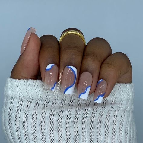 Nail Designs Atheistic, Acrylic Nails Summer 2024 Simple, Fake Nails Blue And White, Gel Nails For Holiday, Nail Design For Greece, Medium Length Summer Nails Acrylic, Deep Blue And White Nails, Simple Summer Acrylic Nail Designs, Cute Nails For Holiday