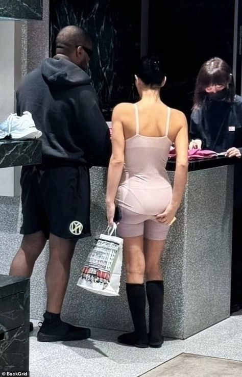 Kanye West and Bianca Censori in LAST picture  before shock split Birthday In Las Vegas, Kanye West Wife, Kim Kardashian Images, Amber Rose, Rich Women, Knee Length Skirt, Style Mistakes, Kanye West, String Bikinis