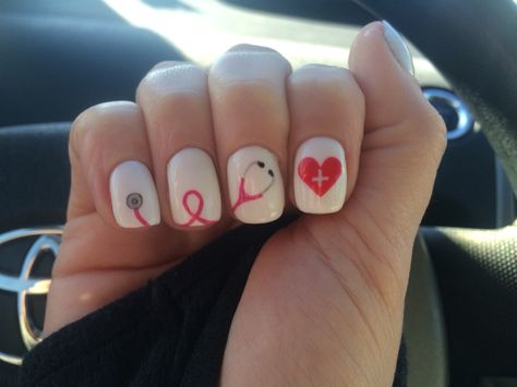 Medical stethoscope nails done by Bri Thurlo, Femme Sala Joplin MO Doctor Nails Design, Doctor Nails, Nurse Nails, Nail Art Halloween, Fun Summer Nails, Heart Nail Designs, Graduation Nails, Stylish Nails Designs, Holiday Nail Art