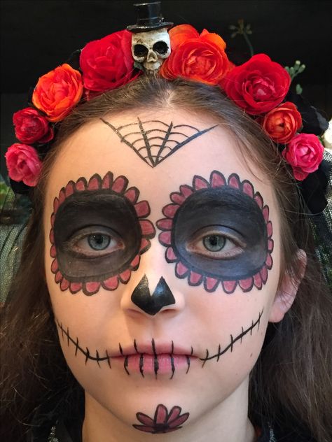 Day Of The Dead Make Up Kids, Day Of The Dead Makeup Easy Kids, Day Of The Dead Face Paint Easy, Catrina Kids Makeup, Day Of The Dead Kids Makeup, Diy Day Of The Dead Makeup, Day Of The Dead Face Paint Kids, Day Of The Dead Halloween Makeup, Easy Catrina Makeup Kids