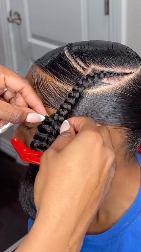 Hair Fashion | Adenrele O. Adepoju | Process hit or?? 🔥 ✂️: On ponytail procedure with butterfly braid🔥____👉👉 Follow,  @letstalkhairs promotes hairstyles, hair fashion and... | Instagram Butterfly Braids, Butterfly Braid, Top Braid, Curtain Bangs, Hair Fashion, Ponytail Hairstyles, Hair Stylist, Braided Hairstyles, Bangs