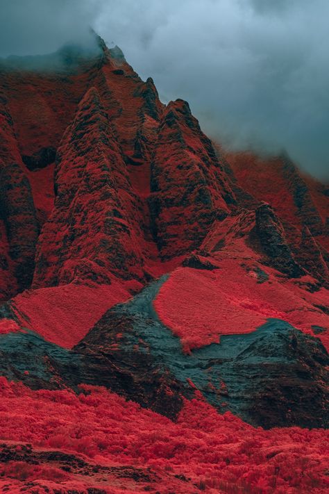 Red Kingdom, Napali Coast, Infrared Photography, Red Mountain, Photography Words, Arte Fantasy, Environment Concept Art, Red Aesthetic, Fantasy Landscape