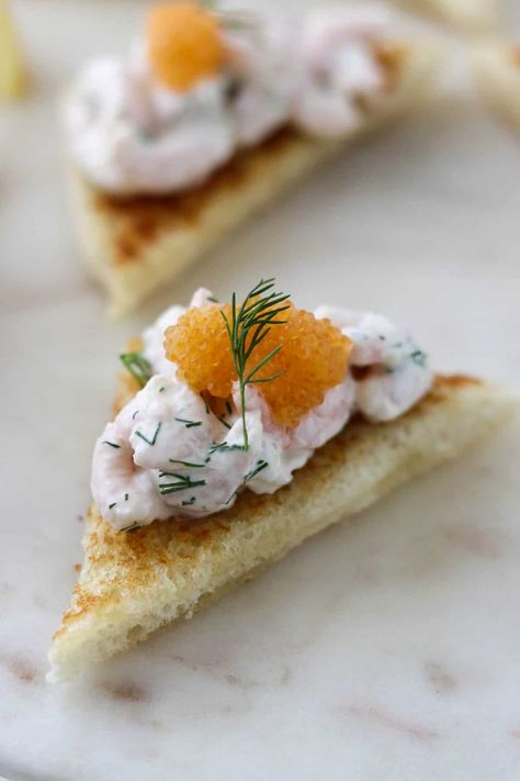 A simple and traditional Swedish shrimp salad flavored with fresh dill. Lemon Dill Shrimp Salad, Shrimp Cucumber Dill Salad, Swedish Shrimp Salad, Swedish Shrimp Toast, Swedish Fish Cocktail, Shrimp Salad, Fresh Dill, Salad