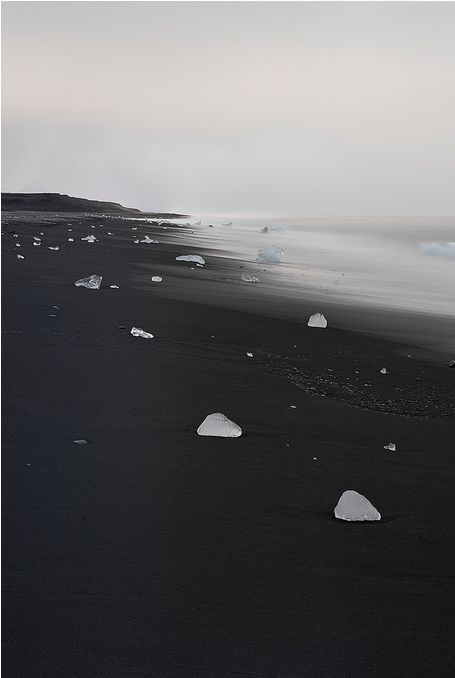 vjeranski Africa Nature, Pepper Tree, Diamond Beach, Black Sand Beach, Iceland Travel, Black Sand, In The Ocean, Glamping, Beautiful World