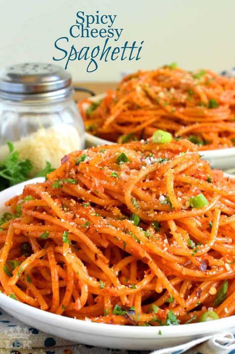 Spicy Spaghetti Sauce Recipe, Spicy Spaghetti Sauce, Main Dinner Dishes, Spicy Pasta Recipes, Spicy Spaghetti, Cheesy Spaghetti, Red Pepper Paste, Spicy Pasta, Meat Sauce Recipes