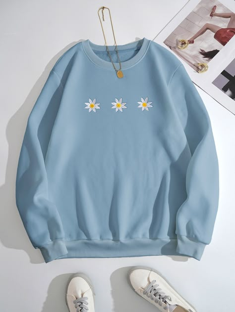 Stylish Hoodies, Cute Dress Outfits, Women Sweatshirts, Cute Sweatshirts, Really Cute Outfits, Casual Style Outfits, Dream Clothes, Green Fashion, Cute Casual Outfits