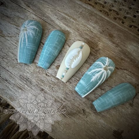 Coastal 10pc Beach Seashell Palm Tree Press on Nails - Etsy Beachy Nail Designs, Aloha Nails, Island Nails, Beach Themed Nails, Tree Nail Art, Cruise Nails, Beach Nail Art, Palm Tree Nails, Beachy Nails