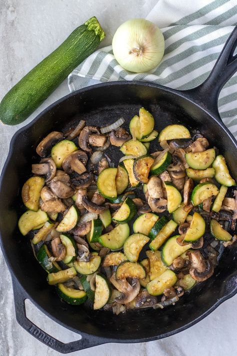 Sautéed Zucchini and Mushrooms a healthy side dish for any meal when you're in a hurry. Use butter, garlic and onions to add a ton of flavor in a hurry! Mushroom Zucchini Recipe, Zucchini And Mushrooms, Salad Art, Steak And Mashed Potatoes, Sautéed Zucchini, Healthy Side Dish, Sauteed Zucchini, Grape Salad, Salad Ideas