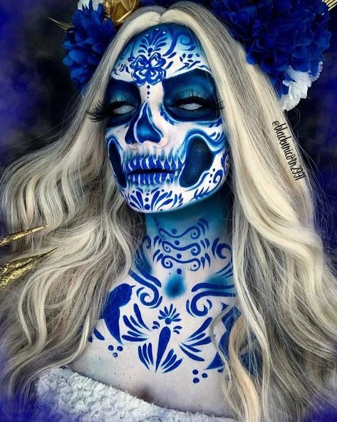 Skulltress Learn Pro Makeup (@skulltresspro) • Instagram photos and videos Glam Skull Makeup Halloween, White Skull Makeup, Mexican Skull Makeup, Fantasy Makeup Ideas, Candy Skull Makeup, Skull Makeup Halloween, Queen Of Hearts Halloween Costume, Skull Queen, Sugar Skull Face Paint