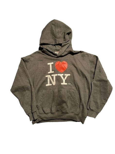 I Love NY (classic logo) 00s pullover Hoodie. 9 /10 condition Message me with offers! Bagged & Shipped immediately Sz. XL (OG Tag) 24” x 24” (Message For More Measurements!) 80s Neon Outfit, Brandy Hoodie, Harvard Hoodie, Big Hoodies, Hoodie Png, Ny Outfits, I Love Ny, Vintage Hoodies, Swaggy Outfits