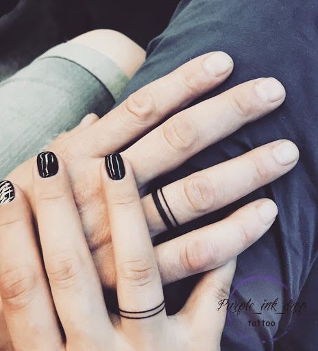 Promise Ring Tattoo, Tatoo Ring, Wedding Ring Tattoos, Simple Promise Ring, Ring Tattoo Designs, Wedding Band Tattoo, Ring Tattoo, Wedding Ring Tattoo, Couple Tattoos Unique