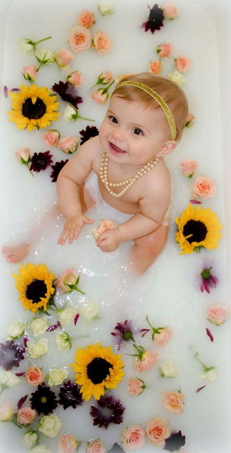 Breastfeeding milk bath photo shoot Baby Milk Bath, Milk Bath Photos, Bath Photos, Milk Production Breastfeeding, 6 Month Photos, Milk Bath Photography, Month Photos, Bath Photography, Baby Photoshoot Ideas