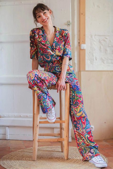 70s Matching Set, Colorful Jumpsuit Outfit, Funky Formal Outfit, Wedding Dinner Outfit, Floral Streetwear, Maximalist Fashion, Carpet Outfits, Red Carpet Outfits, Plain Outfits