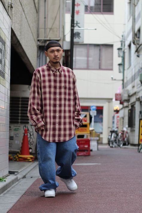 Rappers Style, Street Style Japan, Look Hip Hop, Estilo Cholo, Paco Jeans, Japan Fashion Street, Rapper Style, 90s Inspired Outfits, Drum Major