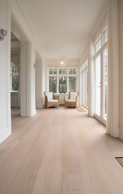 Wood Floor Design, Light Wood Floors, Flooring Inspiration, White Oak Floors, 아파트 인테리어, Empty Room, Floor Colors, Bedroom Flooring, Cebu