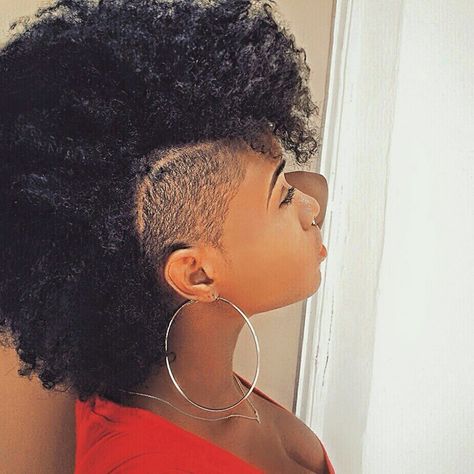 BOLD FROHAWK Shaved Sides Mohawk Black Women, Shaved Hair With Long Hair, Curly Hair With Shaved Side Black Women, Shaved Side Natural Hair, Afro Shaved Sides Black Women, 4c Shaved Sides, Long Hair Shaved Sides Black Women, Black Woman Shaved Sides, Shaved Side Hairstyles Curly Hair