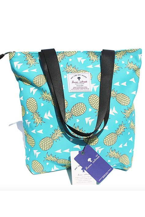 Lightweight with durable straps and made with a waterproof polyester, this bag will turn heads while protecting your belongings for a perfect beach day! #beachbag #tote #musthave #beach #outfit #summer #vibes #fashion #cruise Best Beach Bag, Waterproof Beach Bag, Hiking Picnic, Beach House Signs, Floral Tote Bag, House Signs, Packing For A Cruise, Pool Bags, Beach Gear