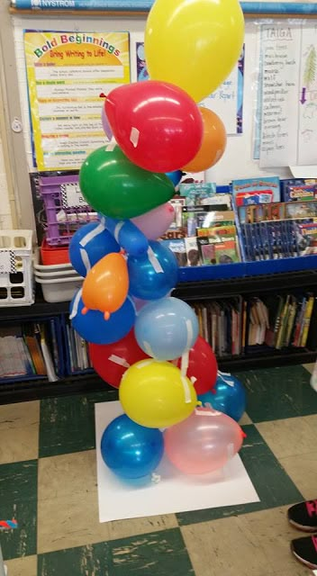 Frankenstein Wreath, Engineering Challenges, Stem Camp, Ideas For The Classroom, Stem Club, Steam Challenges, Balloon Tower, Stem Engineering, Steam Ideas