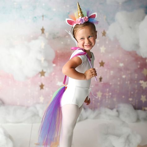 We're Calling It Now: These Are the Most Popular Halloween Costumes For Kids This Year Unicorn Costume Women's, Baby Unicorn Costume, Diy Unicorn Costume, Diy Unicorn Headband, Onesie Unicorn, Diy Fantasia, Girl Unicorn Costume, Unicorn Costume Kids, Most Popular Halloween Costumes