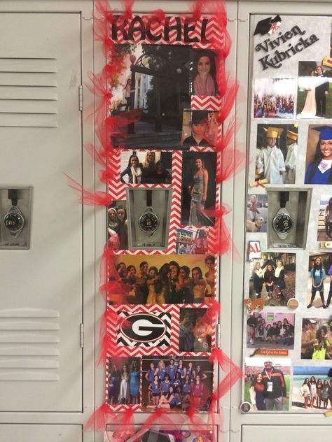 Locker strip for Senior week. High School Senior Locker Decoration, Senior Locker Ideas, Senior Locker Decorations, Senior Locker Decorations Ideas, Wrestling Senior Night Ideas, Cheerleading Locker Decorations, Wrestling Senior Night, Birthday Locker Decorations, Sports Locker Decorations