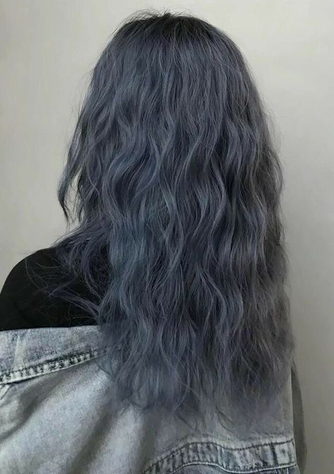 Ashy Blue Hair, Smokey Blue Hair, Ash Blue Hair, Blue Brown Hair, Blue Grey Hair, Beauty Outfits, Curly Synthetic Wig, Light Blue Hair, Pretty Hair Color