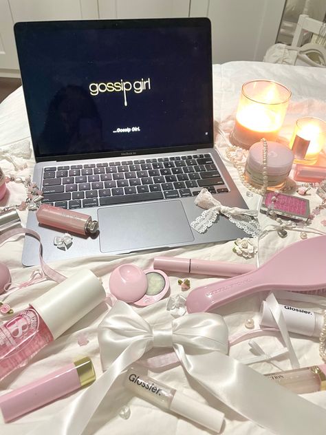 Pink Academia, Gossip Girl Aesthetic, Pretty Pink Princess, Pink Lifestyle, Pink Things, Pink Life, Pink Girly Things, Pink Vibes, Pink Princess