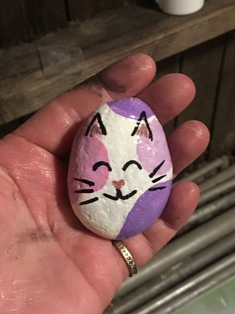 Drawing Ideas Easy Cute, Easy Rock Painting, Crafts Drawing, Coquille St Jacques, Rock Painting Tutorial, Diy Rock Art, Painted Rock Animals, Painted Rocks Kids, Painted Rocks Craft