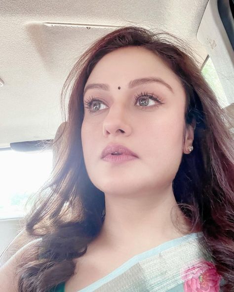 Sonia Agarwal, Evening Workout, Job Vacancies, Career Tips, Job Opportunities, Latest Updates, Local News, Simply Beautiful, Kuwait