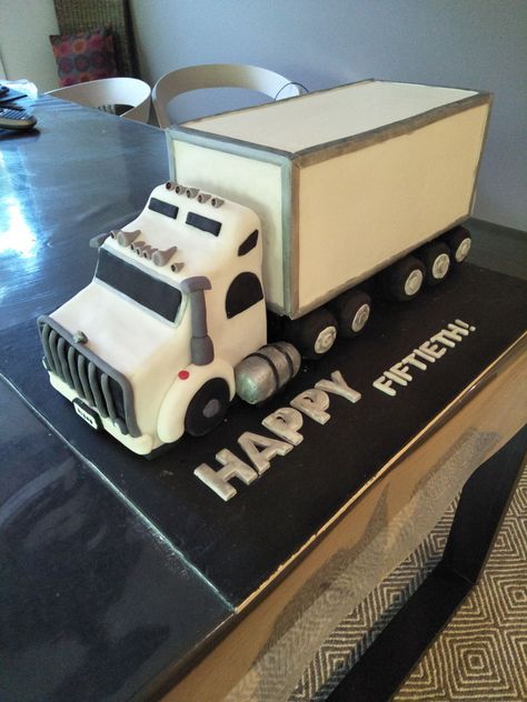 Semi Truck Cakes, 40th Birthday Cakes For Men, Truck Birthday Cakes, Cake Designs For Kids, Truck Cake, Truck Cakes, Cake Central, 3d Cake, Car Cake