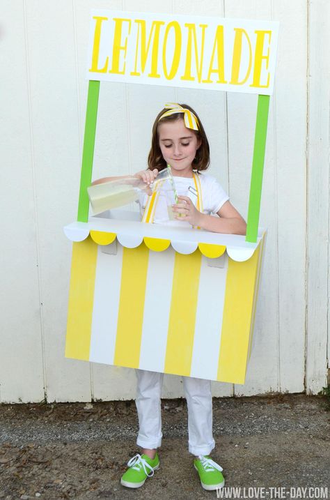 Kid Halloween Costume - Lemonade Stand Lemonade Costume, August Activities, Kids Lemonade, Diy Lemonade Stand, Diy Lemonade, Lemonade Stands, Fruit Costumes, Candy Stand, Ice Cream Stand