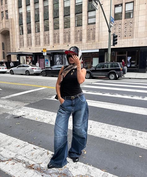 Fits of the Week Highlighting some of our favorite community looks from the week. #highstreetvision Fitted Cap Outfit, Fits Of The Week, Instagram Los Angeles, Nyc Outfits, Fits Streetwear, Nyc Fashion Week, Cap Outfit, Fashion Week Outfit, Nyc Street Style