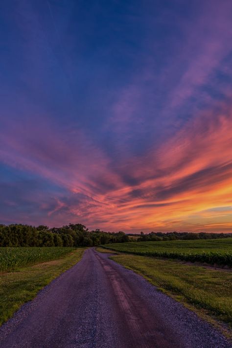 Southern Aesthetic, Country Sunset, Sunset Road, Road Pictures, View Wallpaper, Sunset Background, Sky Pictures, Pretty Landscapes, Sunset Nature