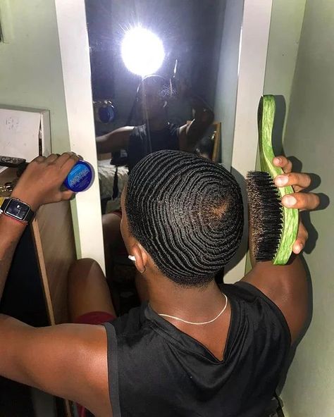 360 Waves With Beard, 360 Waves Men Taper, Waves On Women, Waves Hair Women, 360 Waves Hair Women, 180 Waves Men Fade, Hair Waves Men, 360 Waves Haircut, Waves Black Men