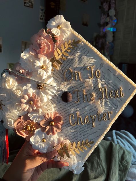 Senior Year Diy, Graduation Boards, College Grad Cap Ideas, Grad Cap Decorated, Graduation Cap Decoration Diy, Graduation Look, High School Graduation Cap, College Graduation Cap Decoration, Grad Cap Designs