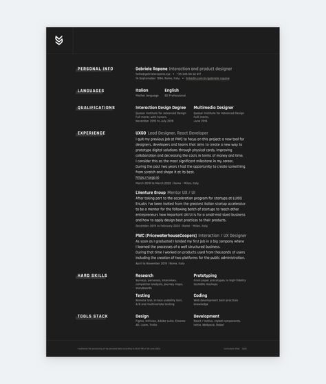 17 Brilliant Product Designer Resume Examples and a Guide for Yours - UXfolio Blog Writing Tips And Tricks, Functional Resume Template, Resume Designer, Write A Resume, Cv Inspiration, Designer Resume, Mises En Page Design Graphique, Minimal Resume, Portfolio Resume