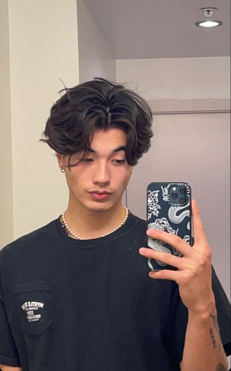 Asian Middle Part Hair Men Perm, Medium Length Hair Men Wavy Middle Part, Asian Wavy Perm Middle Part Men, Low Taper Middle Part Asian, Middle Parts Hairstyles, Korean Wavy Perm Men Middle Part, Masc Haircuts Middle Part, Black Hair Middle Part Guy, Pushback Middle Part Men