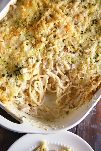 Slow Cooker Corn Casserole, Turkey Tetrazzini Recipe, Turkey Tetrazzini, Home Decor Photography, Thanksgiving Leftover Recipes, Turkey Casserole, Decor Photography, Perfect Pasta, Frozen Veggies