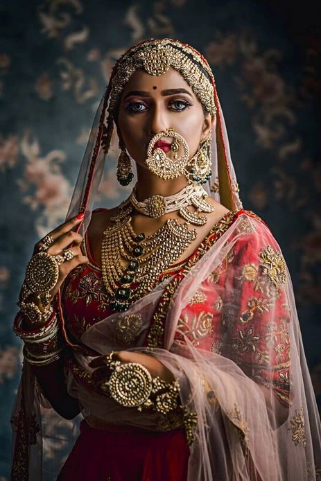 Nath Designs, Bride Fashion Photography, Bridal Nath, Indian Bride Poses, Sabyasachi Bridal, Indian Wedding Poses, Indian Wedding Bride, Bride Photos Poses, Bridal Makeup Images