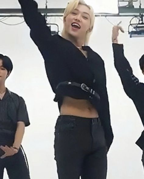 Felix Crop Top, Felix Abs, Felix Skz, Felix Lee, Lee Felix, Felix Stray Kids, Kids Shirts, Stray Kids, Crop Top