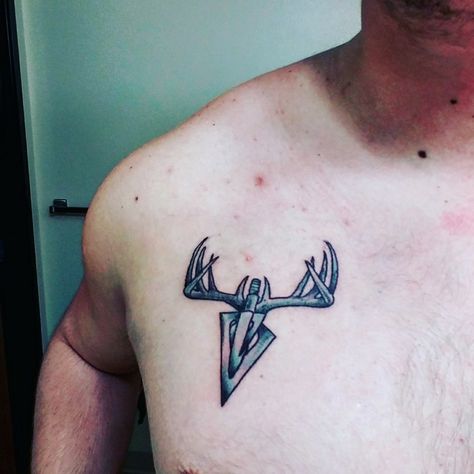 Broadhead Tattoo, Small Hunting Tattoos, Hunting Tattoo Ideas, Hunting Tattoos For Guys, Antlers Tattoo, Bow Hunting Tattoos, Tattoo Hunting, Symbols Tattoos, 2023 Pedicure